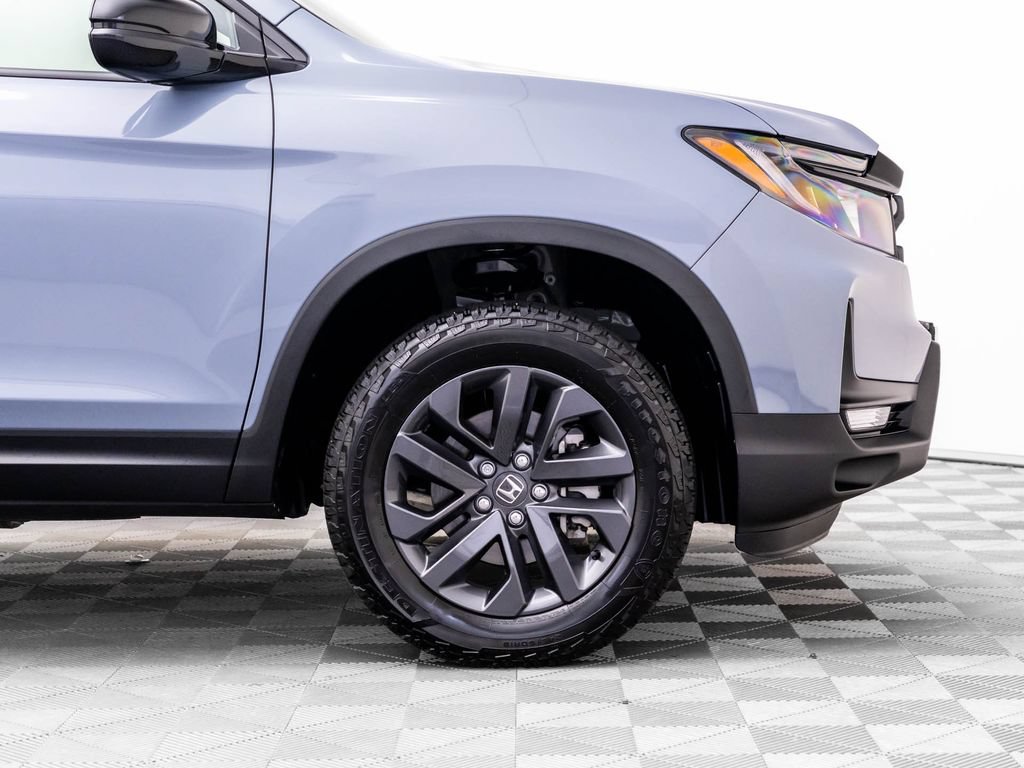 Used 2025 Honda Ridgeline Sport image 31