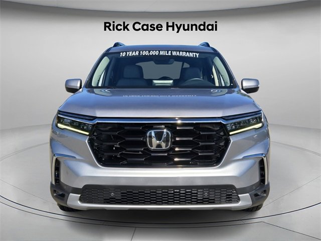 Used 2023 Honda Pilot Touring image 5