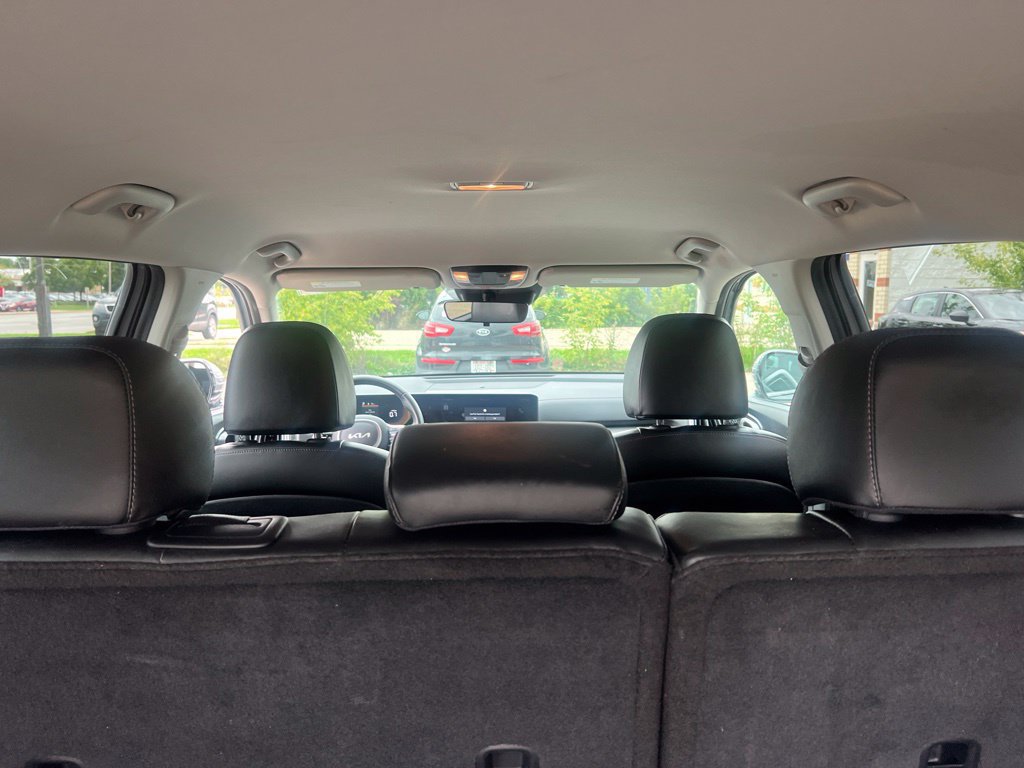 Certified 2024 Kia Sorento S FWD image 12