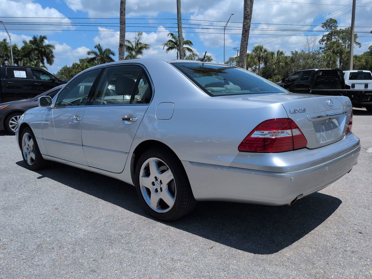 Used 2006 Lexus LS 430 RWD image 7