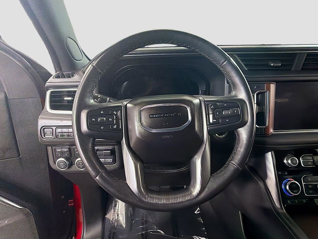Used 2023 GMC Yukon Denali Ultimate AWD/4WD image 14