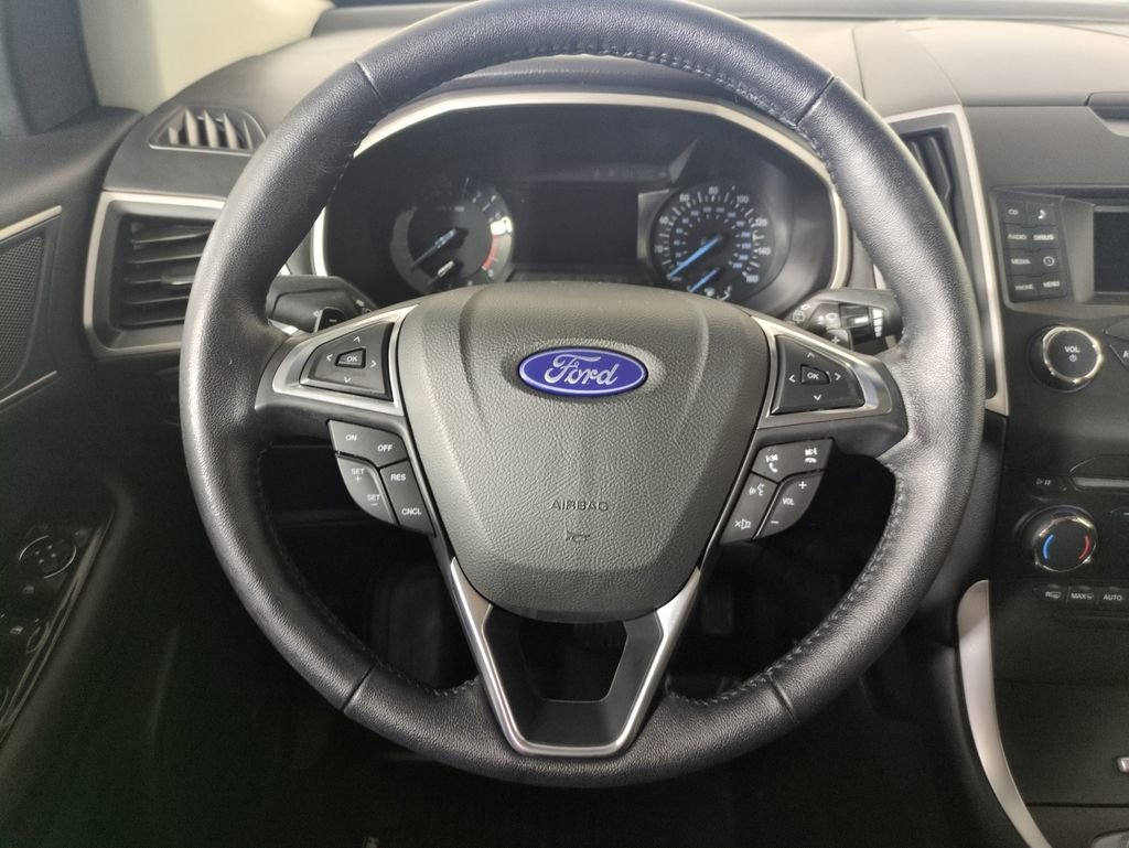 Used 2018 Ford Edge SEL image 15
