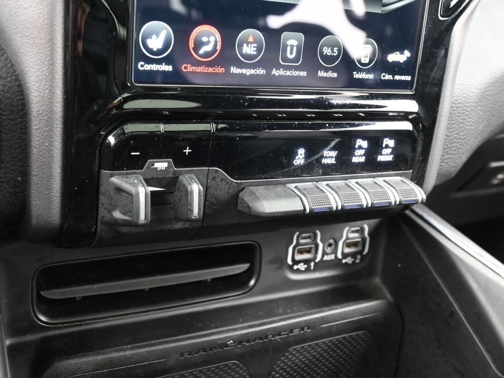 Used 2021 RAM 1500 Laramie w/ Night Edition image 23