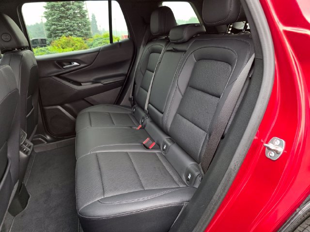Used 2025 Chevrolet Equinox LT w/ Convenience Package II AWD/4WD image 12