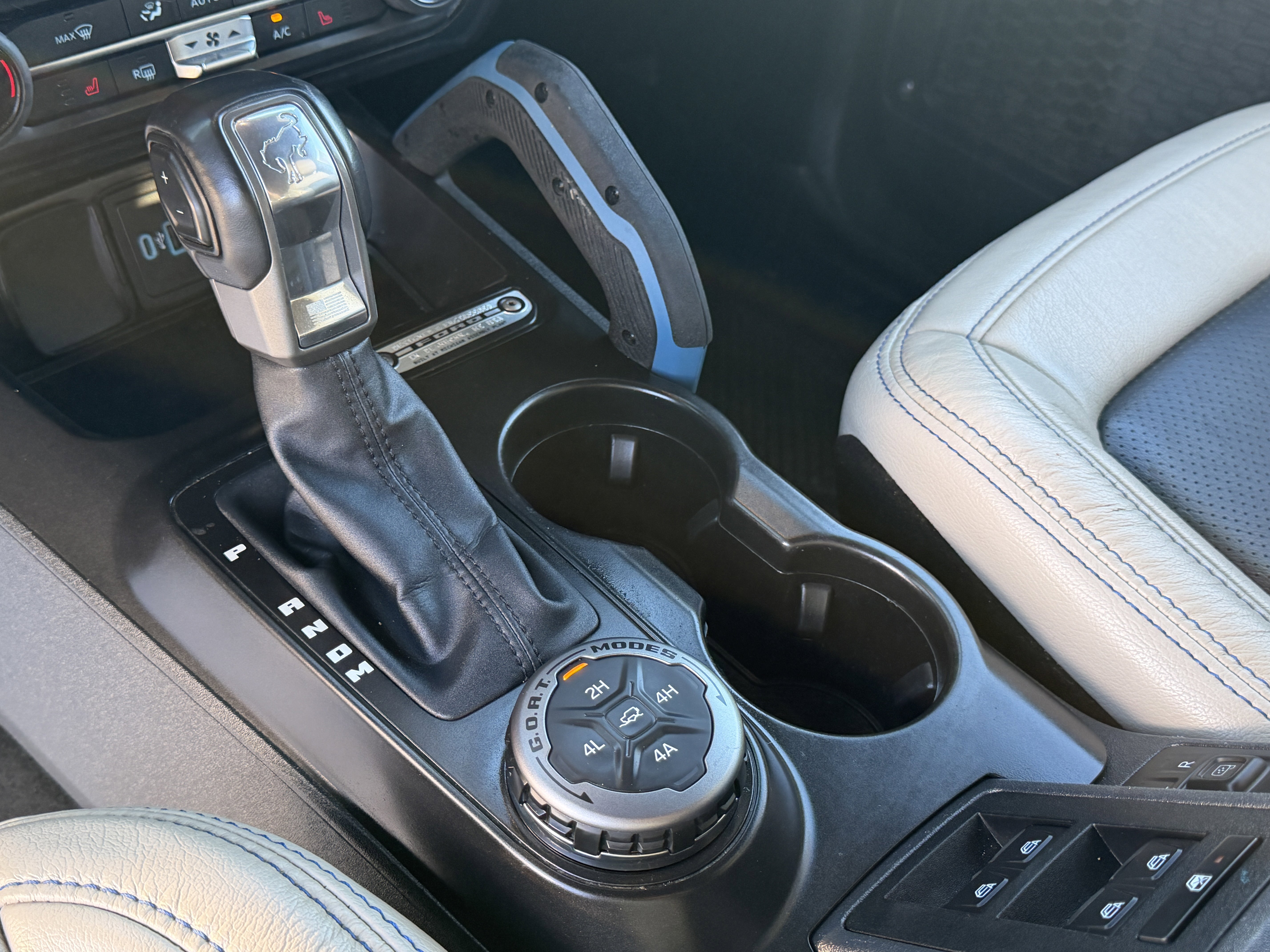 Used 2022 Ford Bronco Wildtrak image 16