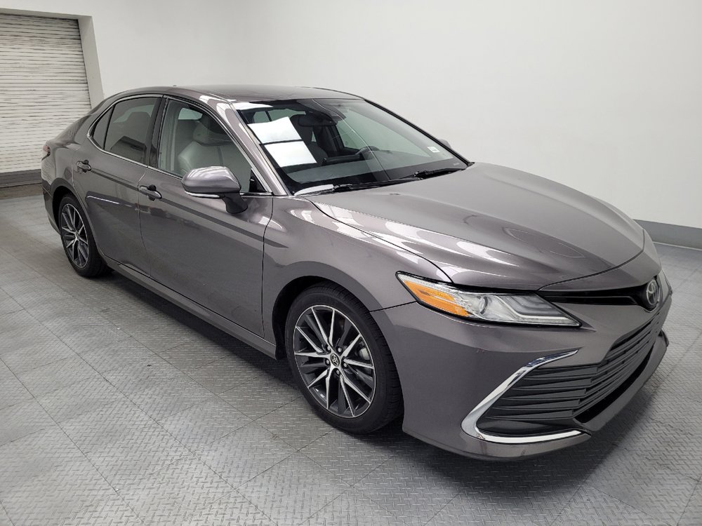 Used 2023 Toyota Camry XLE FWD image 11