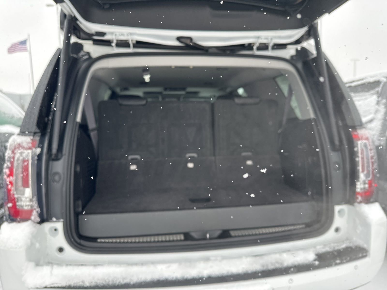 Used 2017 GMC Yukon SLT w/ Open Road Package image 35