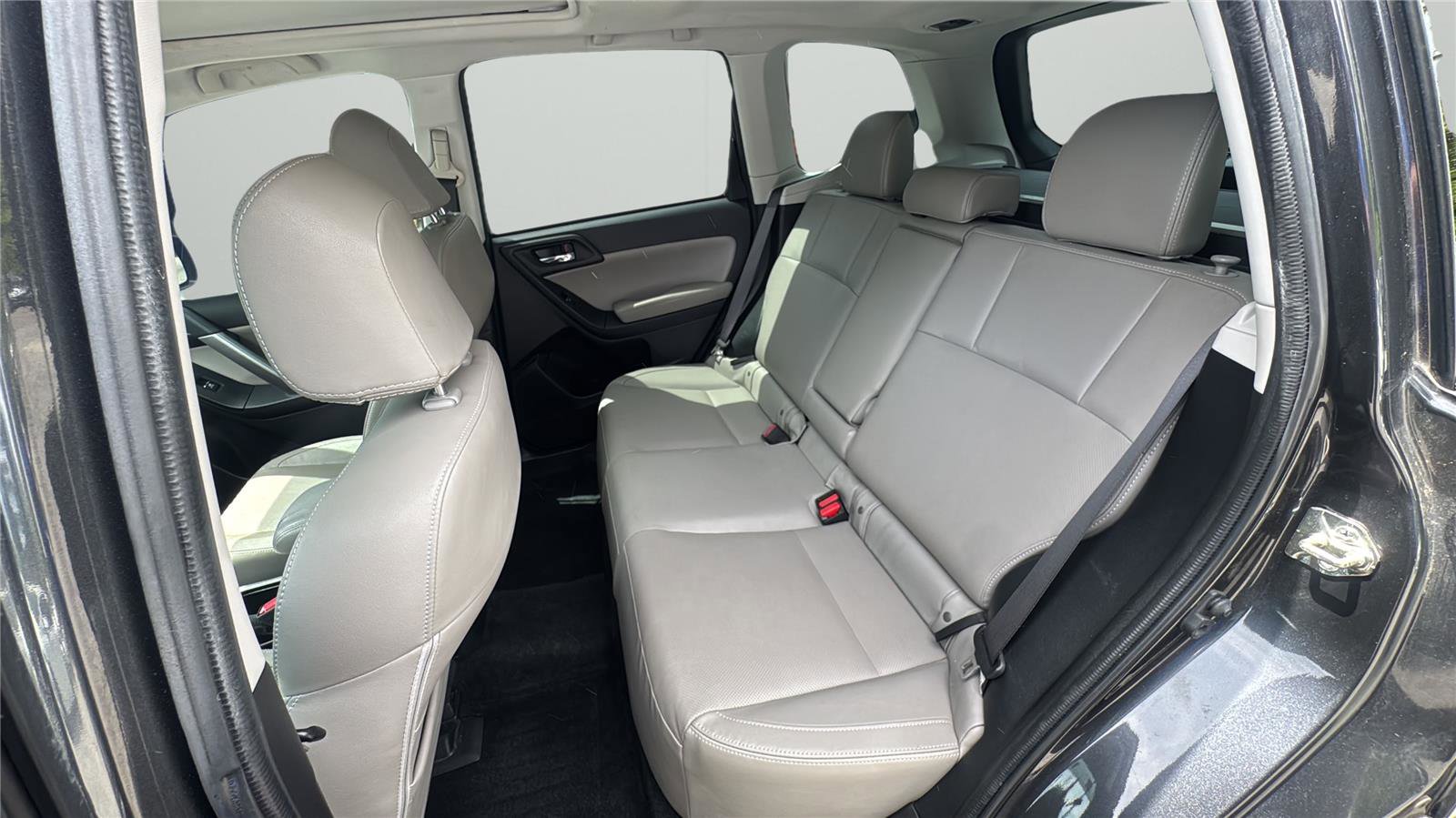 Used 2018 Subaru Forester 2.5i Limited AWD/4WD image 11