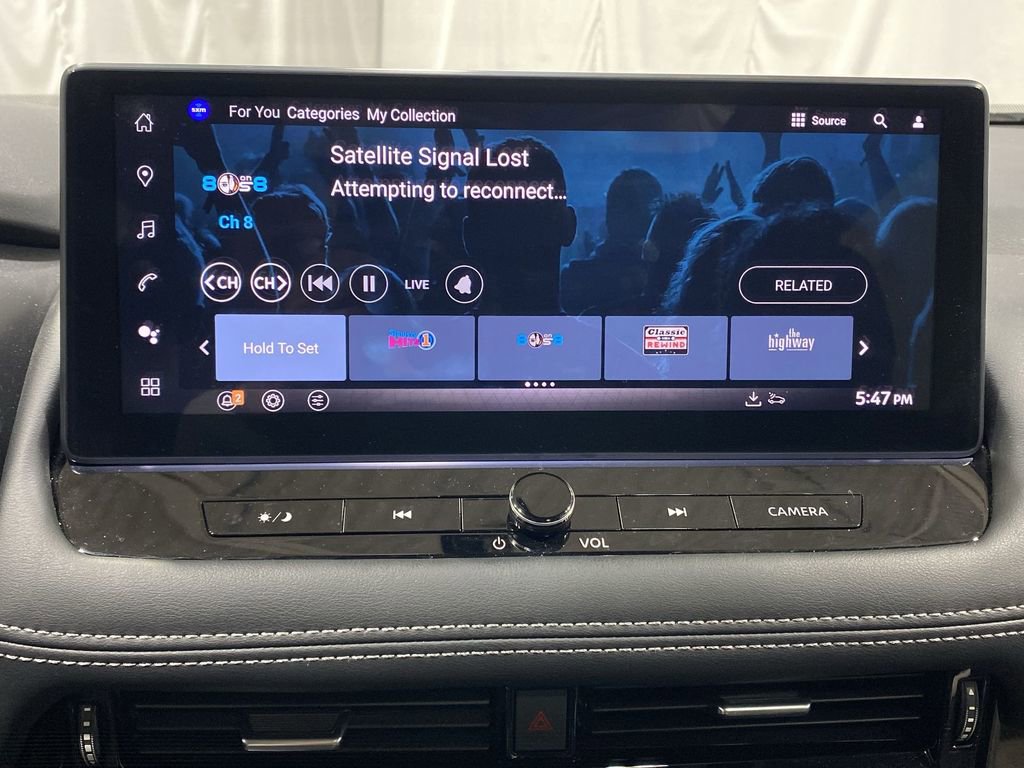 Used 2024 Nissan Rogue Platinum image 12