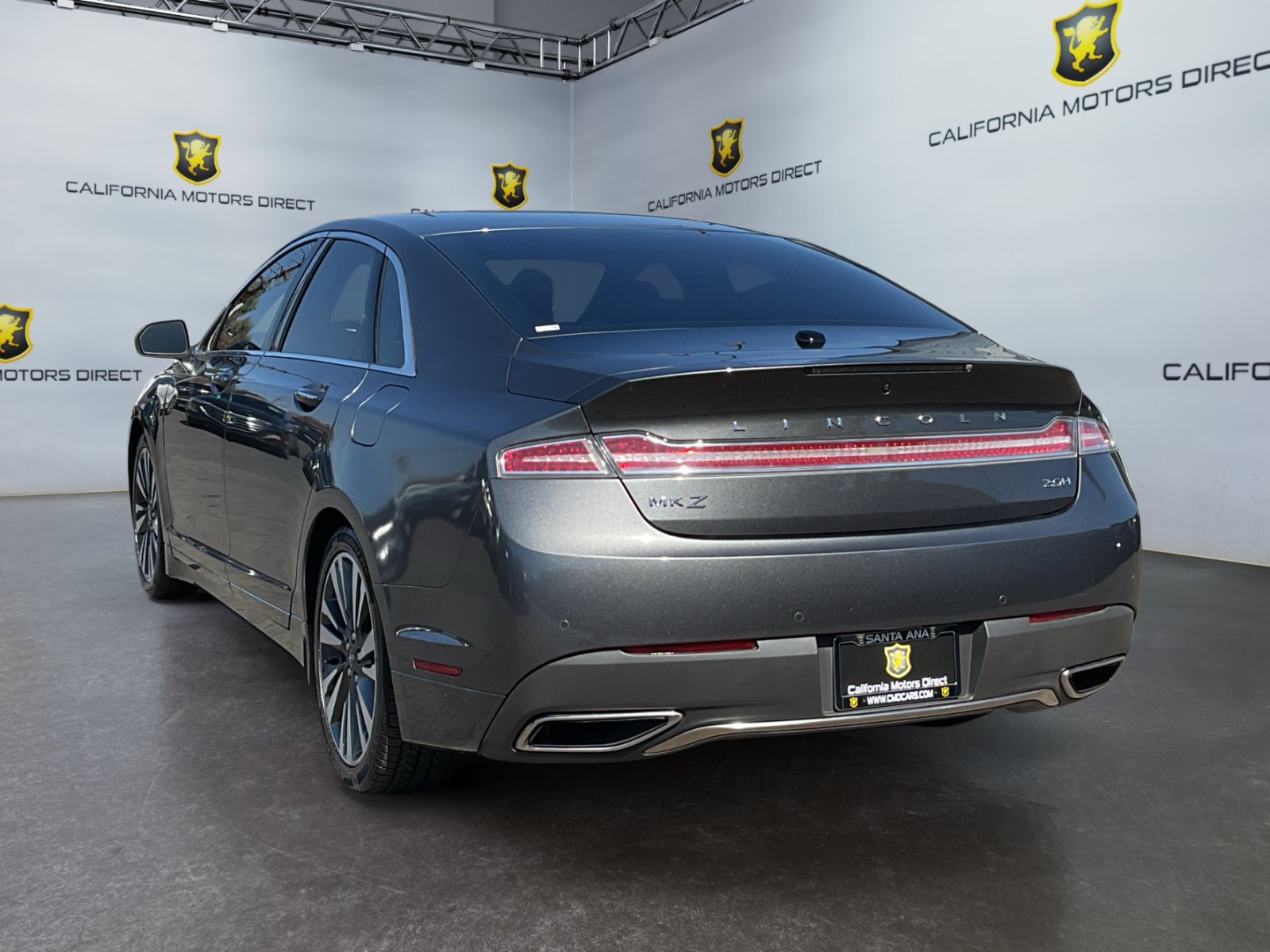Used 2018 Lincoln MKZ Reserve FWD image 7