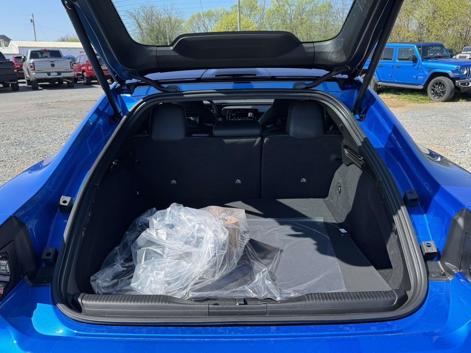 New 2026 Dodge Charger R/T AWD/4WD image 18