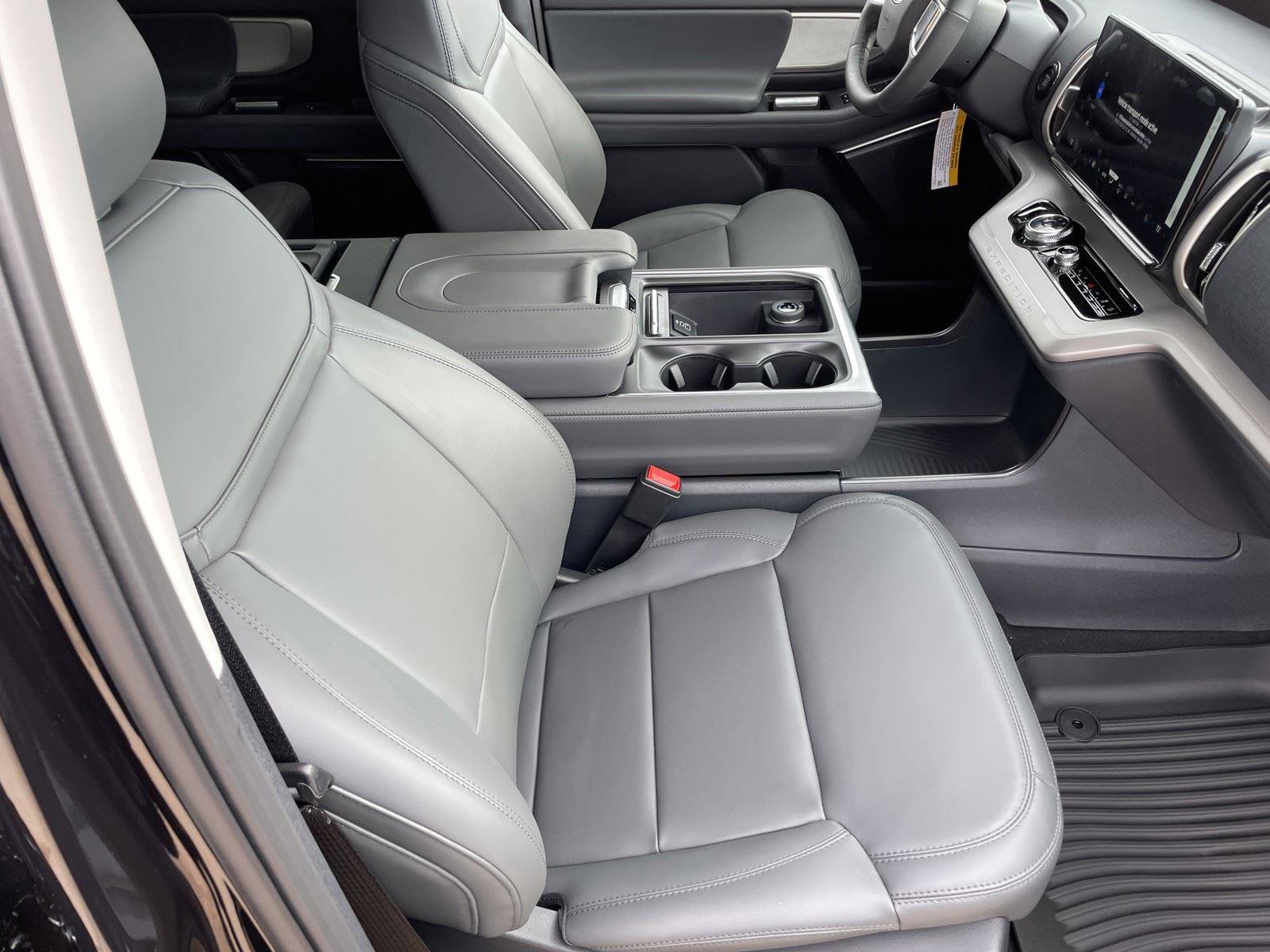 New 2026 Ford Expedition Max Active image 32