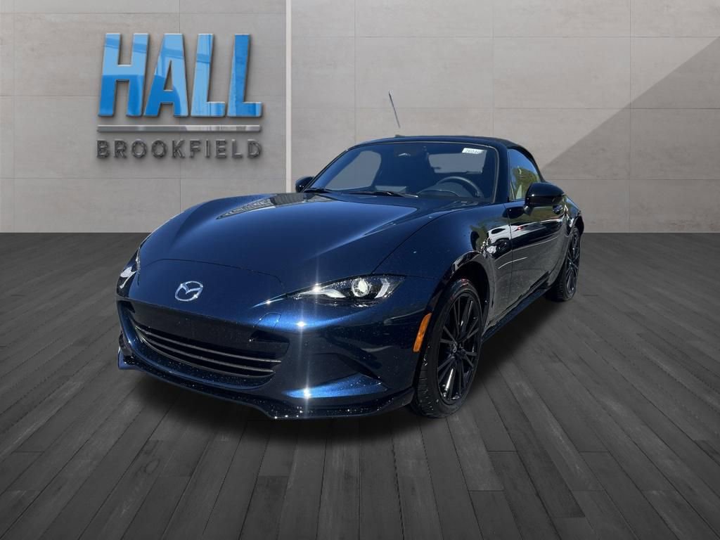 New 2026 MAZDA MX-5 Miata Club w/ Interior Package RWD image 1