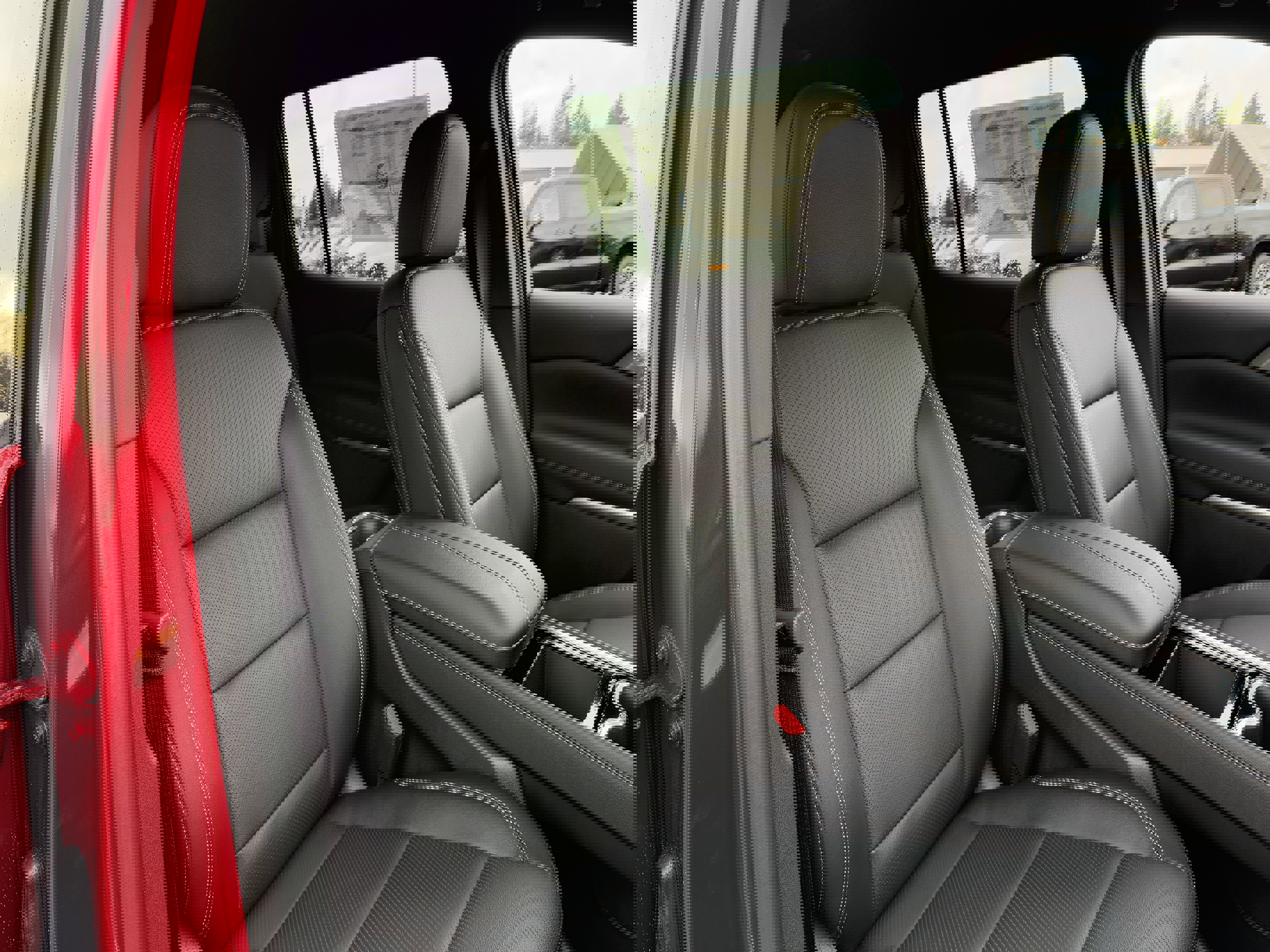 New 2025 Chevrolet Traverse LT image 20