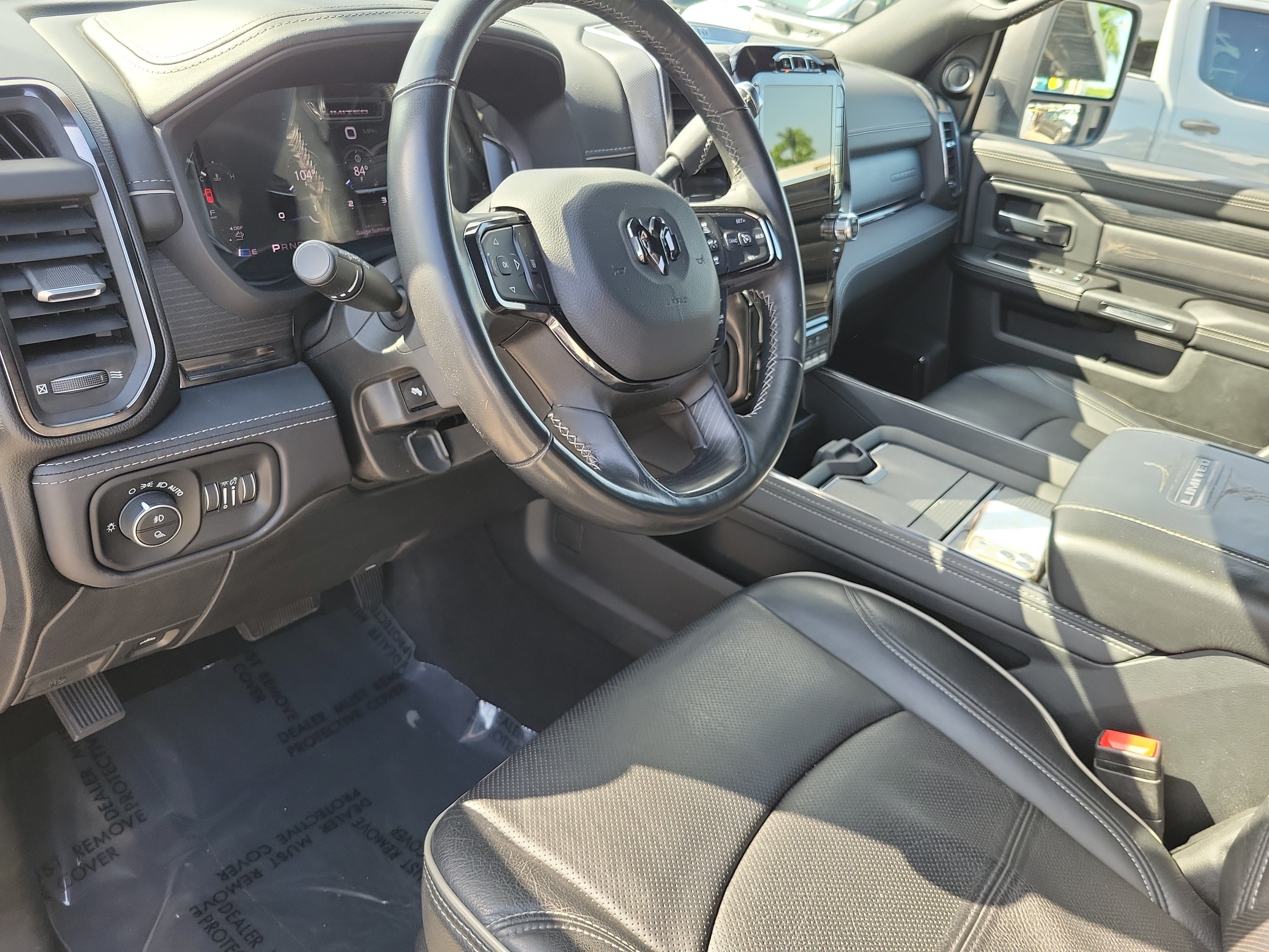 Used 2024 RAM 3500 Limited AWD/4WD image 7