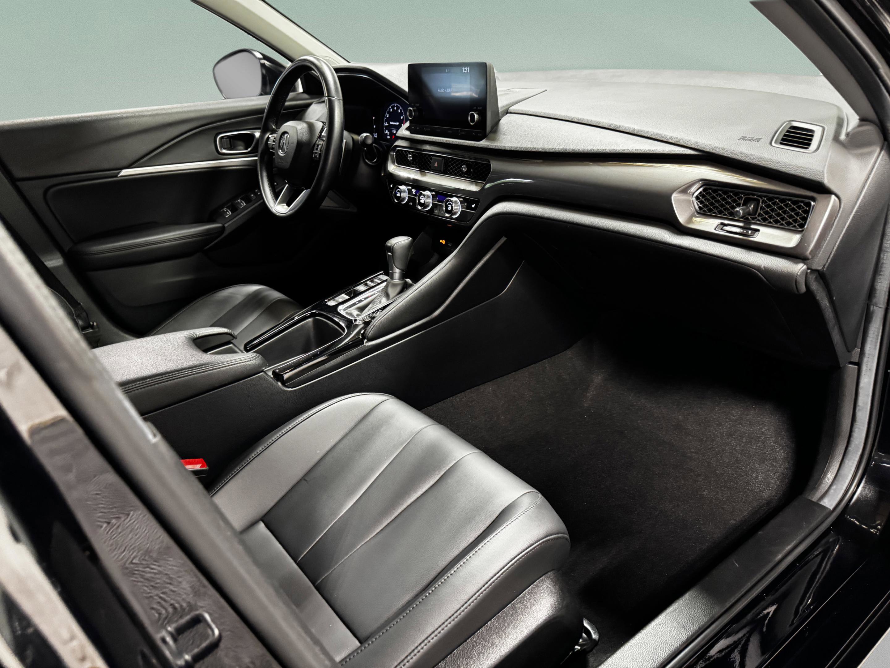 Certified 2024 Acura Integra FWD image 25