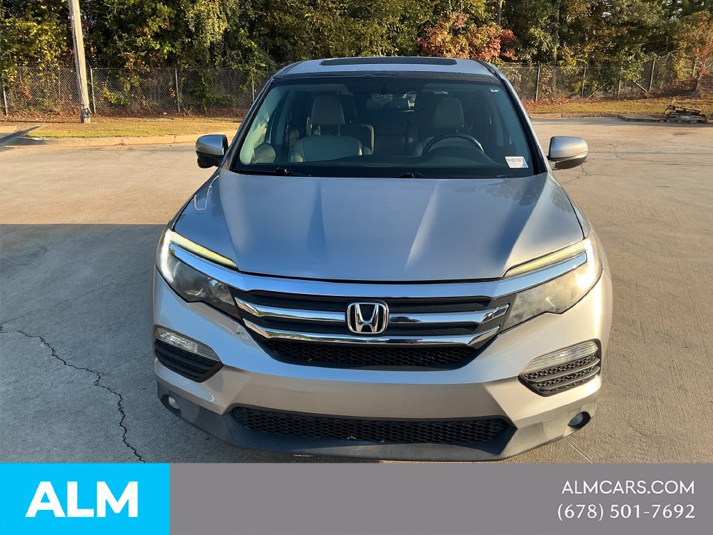 Used 2017 Honda Pilot EX-L image 2