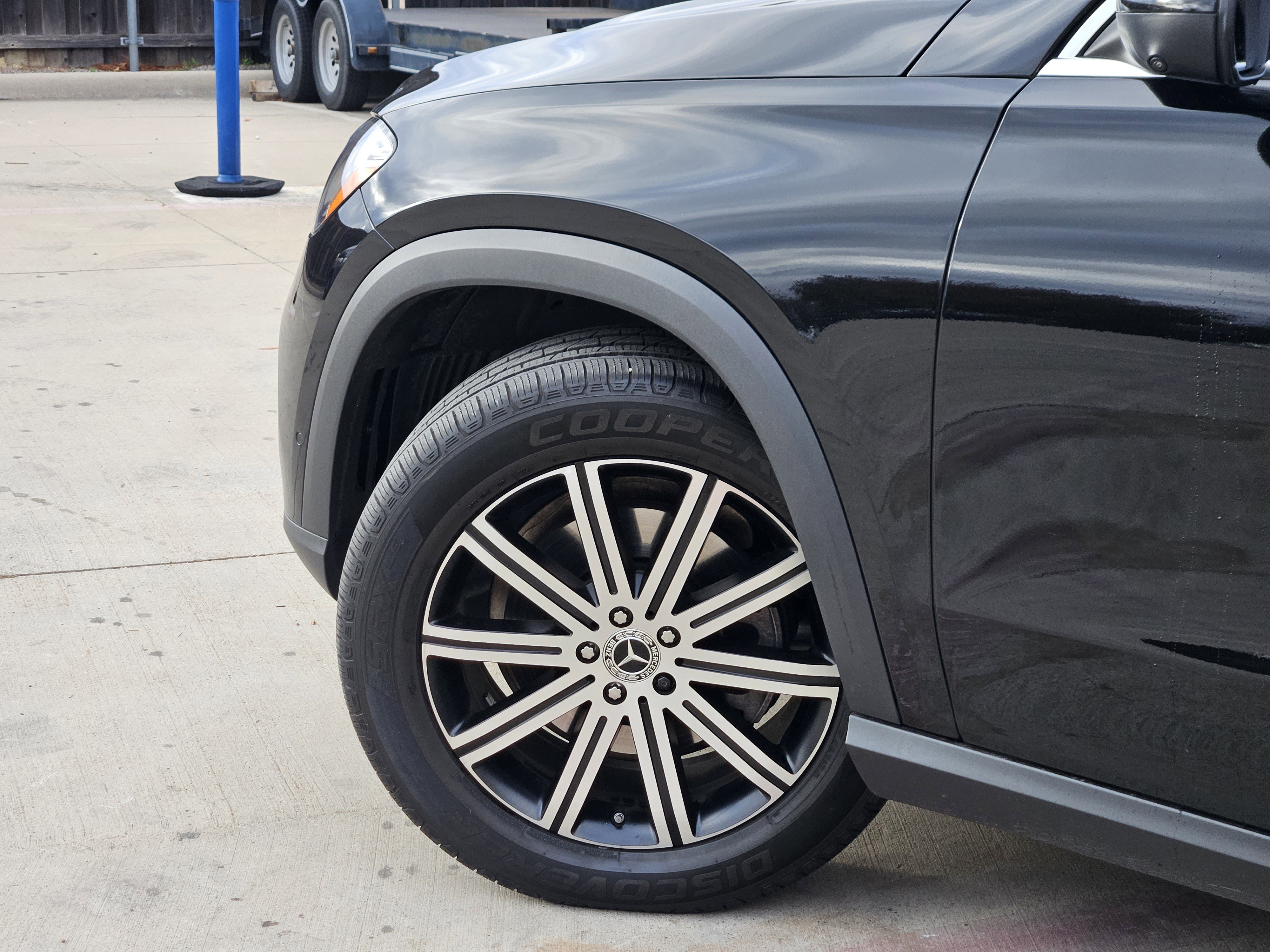 Certified 2026 Mercedes-Benz GLE 350 4MATIC image 6