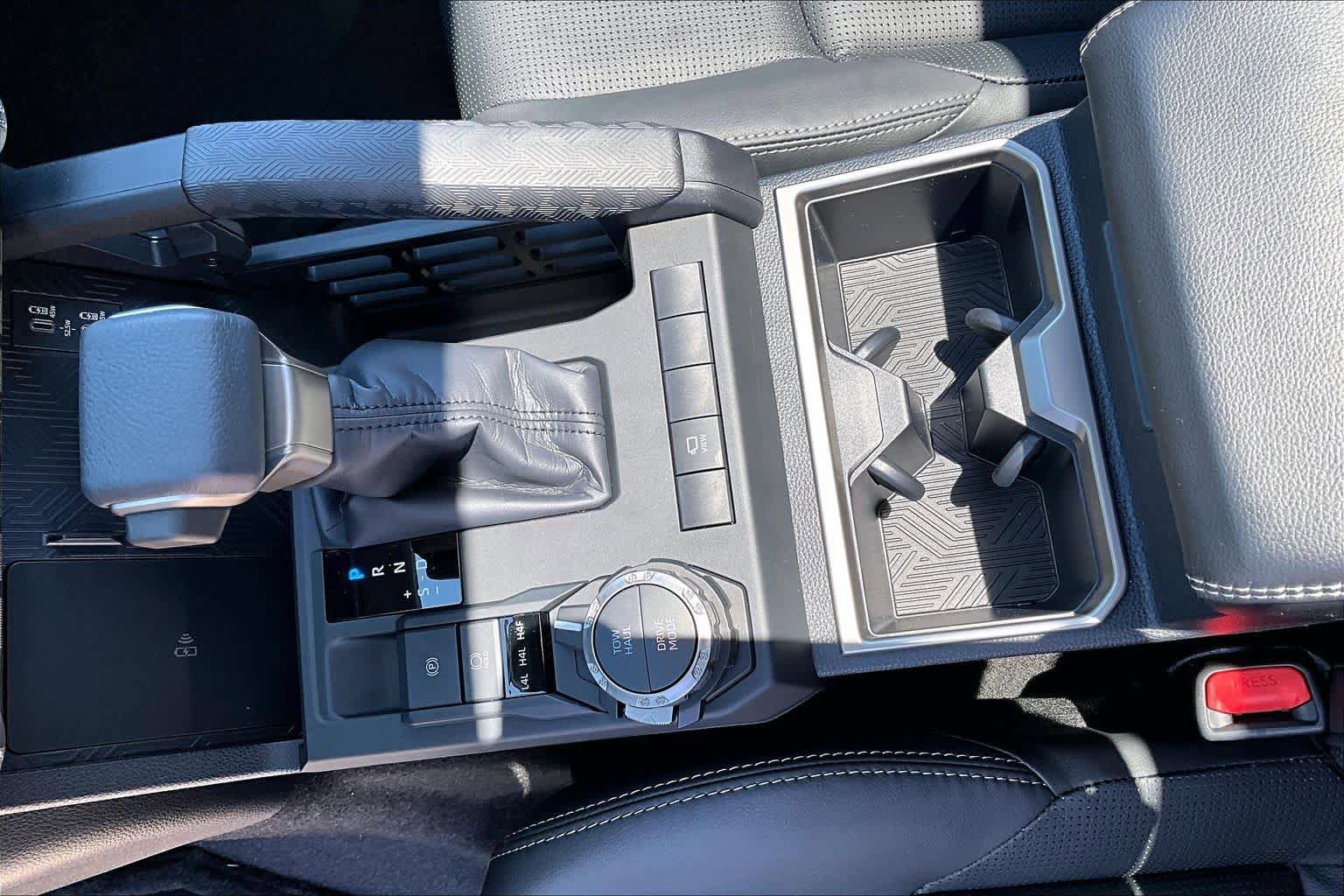 New 2026 Toyota 4Runner Limited AWD/4WD image 7