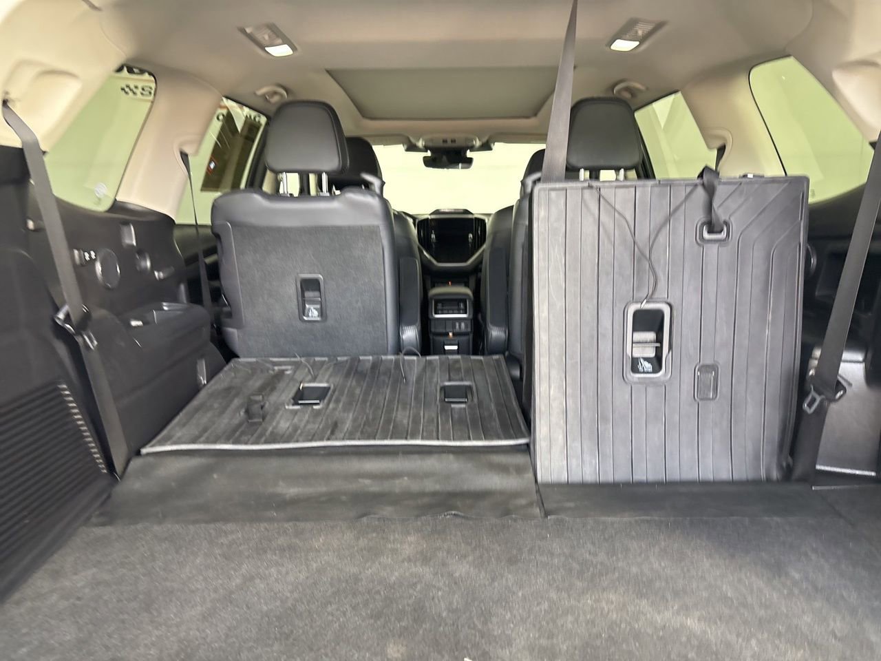 Used 2023 Subaru Ascent Limited w/ Technology Package image 24