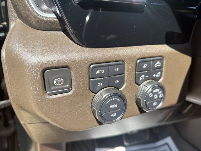 Used 2024 Chevrolet Silverado 2500 LTZ w/ LTZ Plus Package AWD/4WD image 6