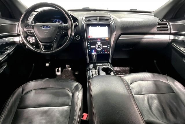 Used 2018 Ford Explorer Sport w/ Equipment Group 401A image 7