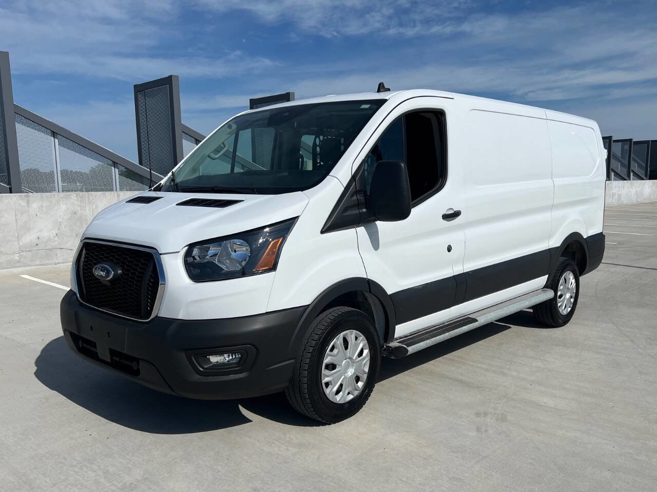 Used 2025 Ford Transit 250 Low Roof w/ Exterior Upgrade Package RWD image 7