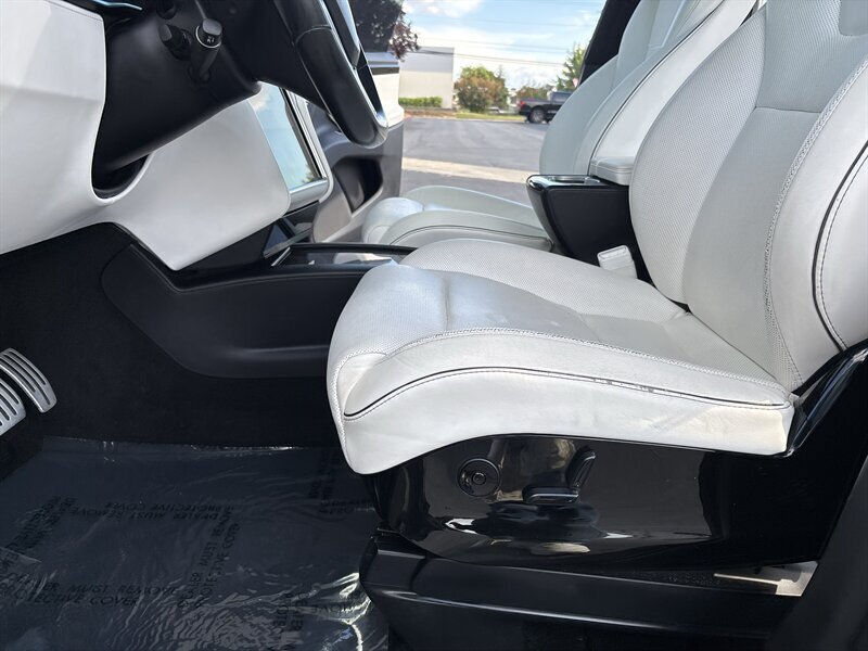 Used 2016 Tesla Model X P90D AWD/4WD image 22