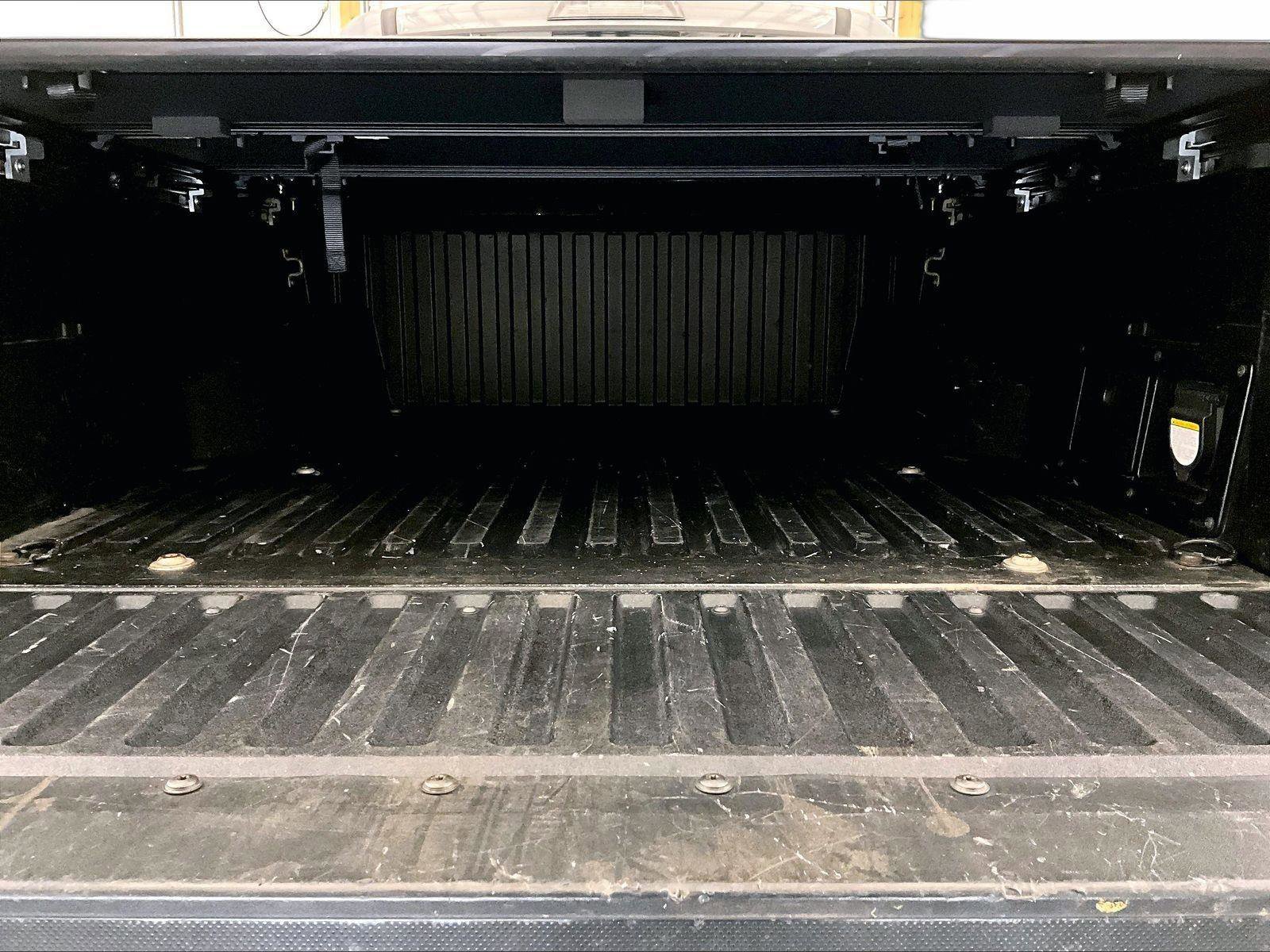 Used 2020 Toyota Tacoma TRD Off-Road AWD/4WD image 33