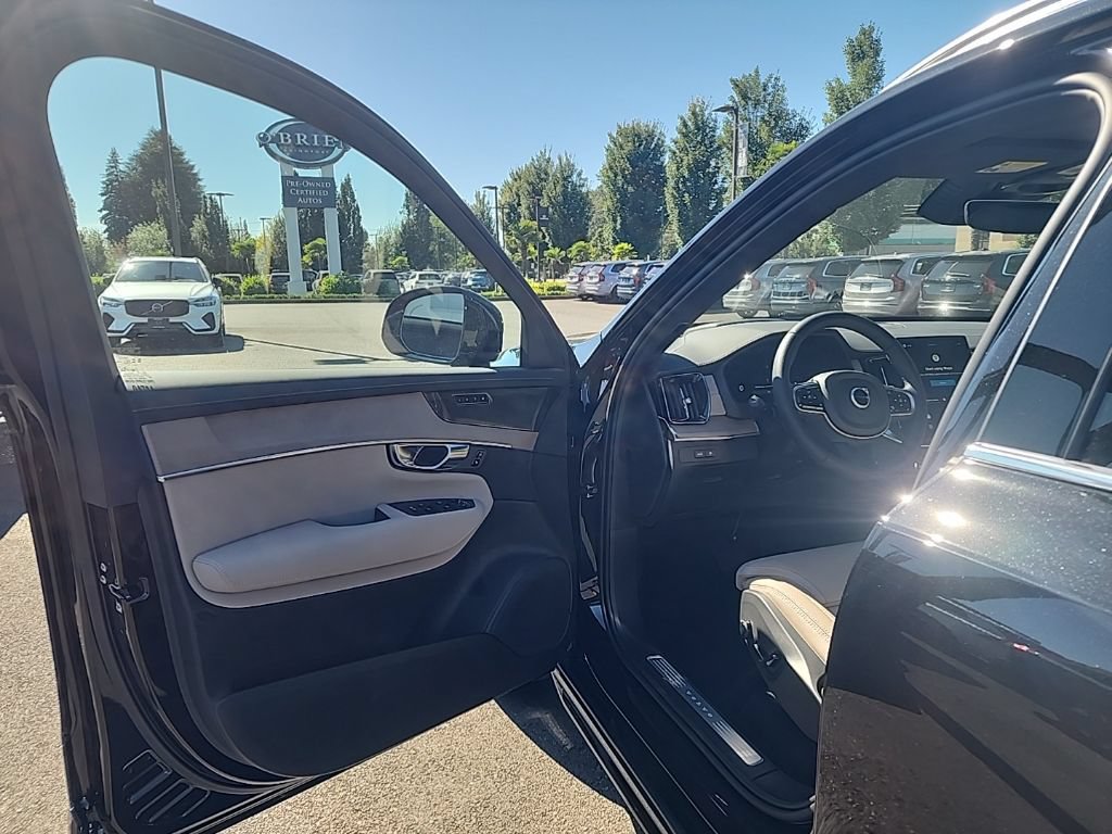 New 2026 Volvo XC90 T8 Ultra w/ Protection Package AWD/4WD image 10