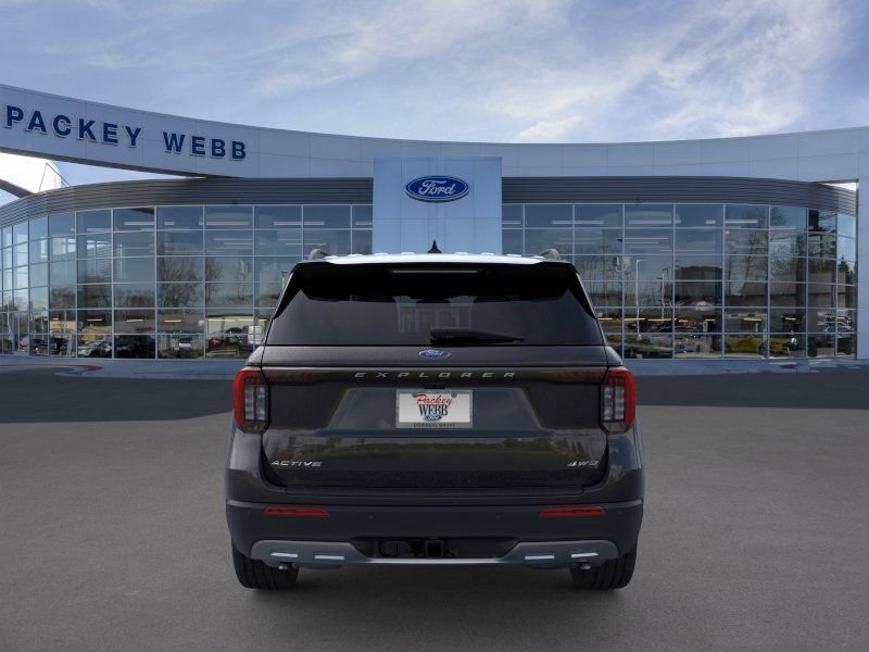 New 2026 Ford Explorer Active w/ Active Comfort Package image 7