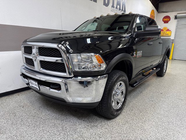 Used 2018 RAM 2500 Tradesman w/ Chrome Appearance Group image 3