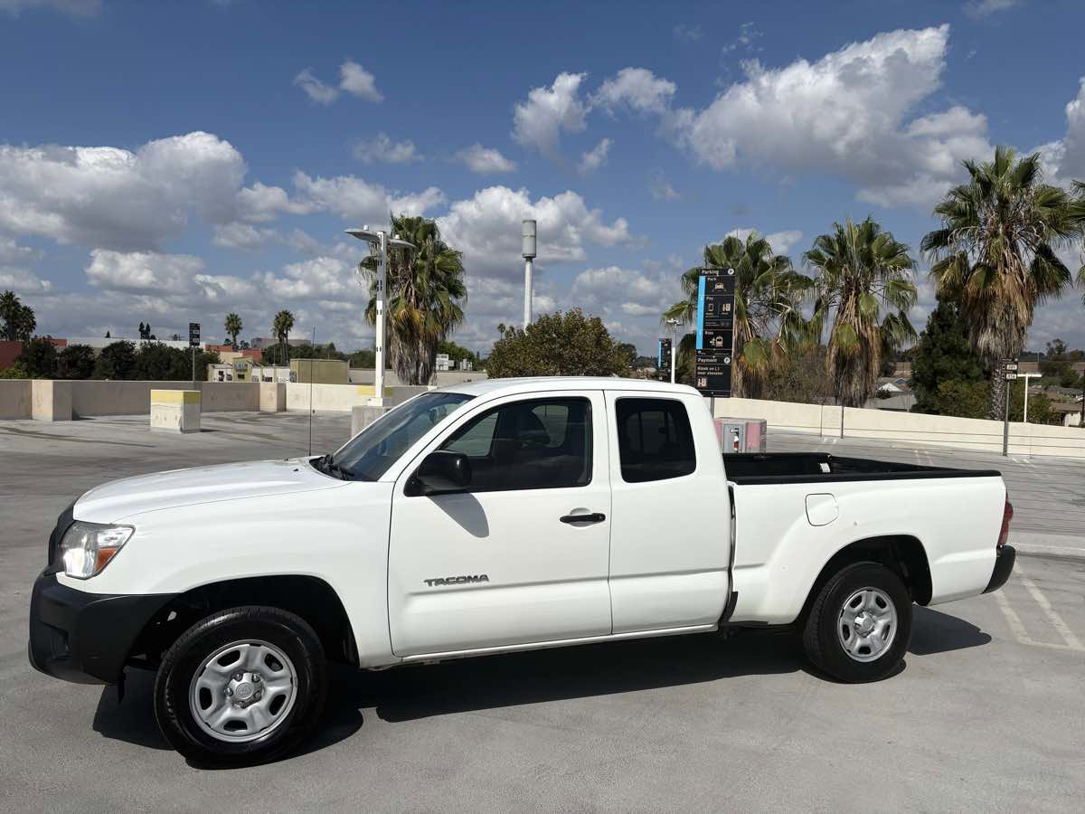 Used 2015 Toyota Tacoma 2WD Access Cab image 6