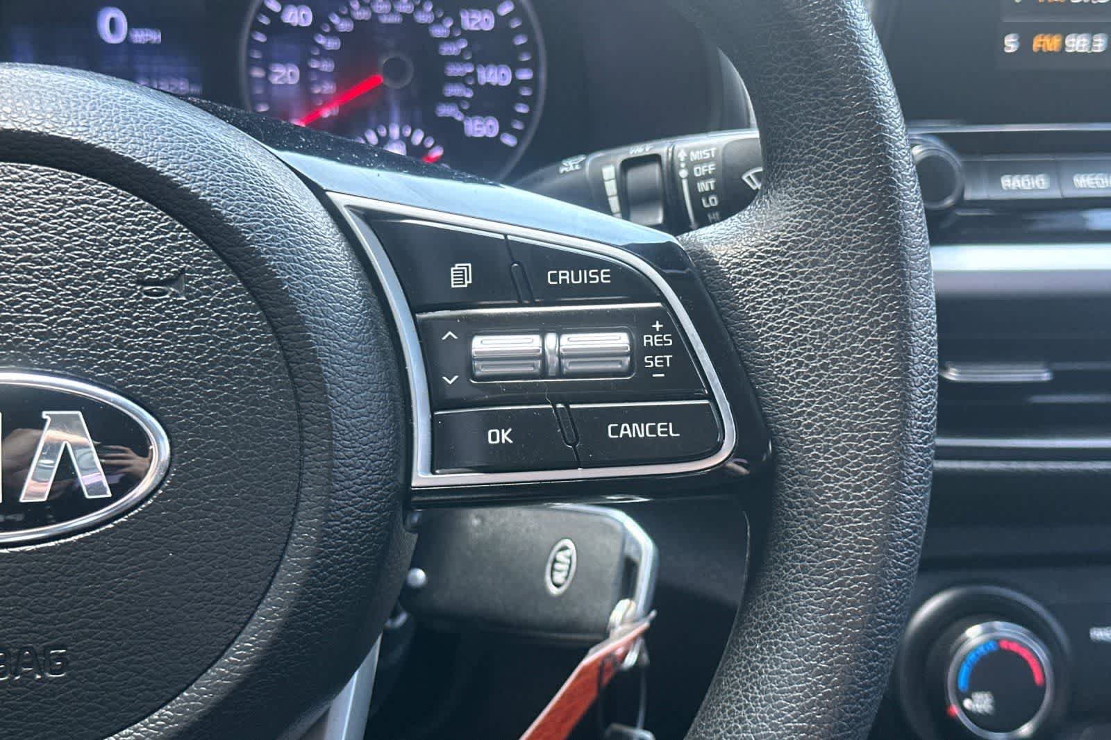 Used 2020 Kia Forte LXS FWD image 24