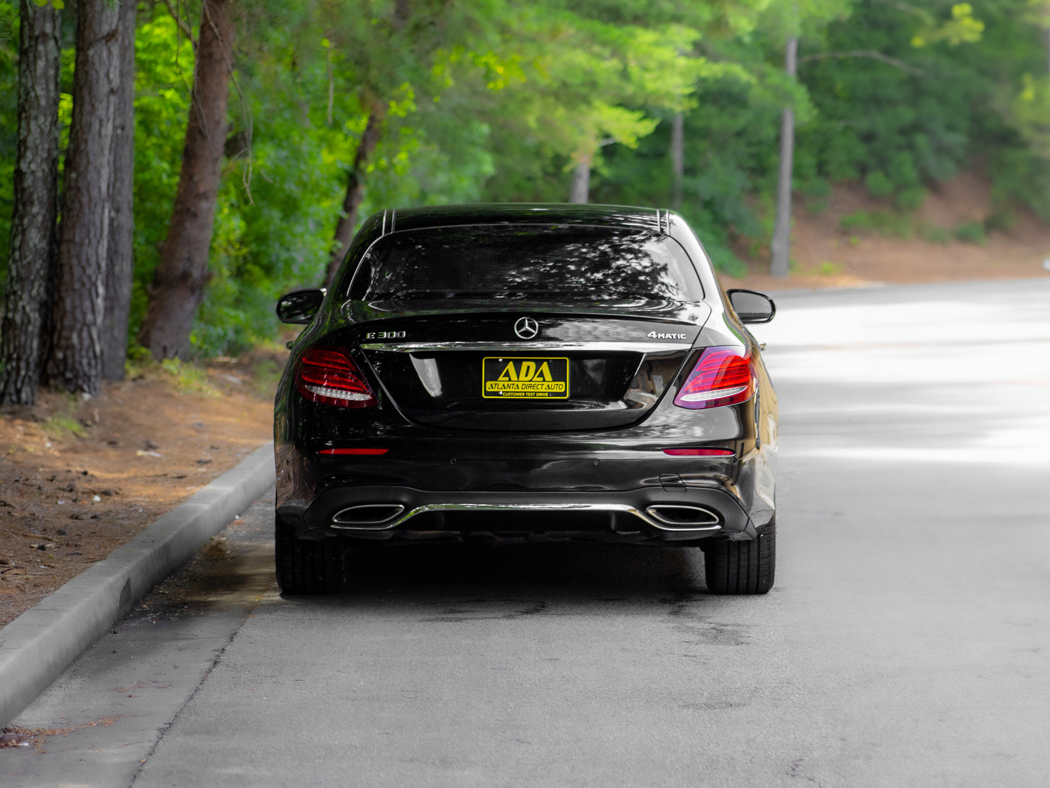 Used 2017 Mercedes-Benz E 300 4MATIC image 36