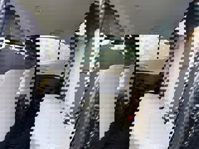 Used 2020 Toyota Corolla LE image 11