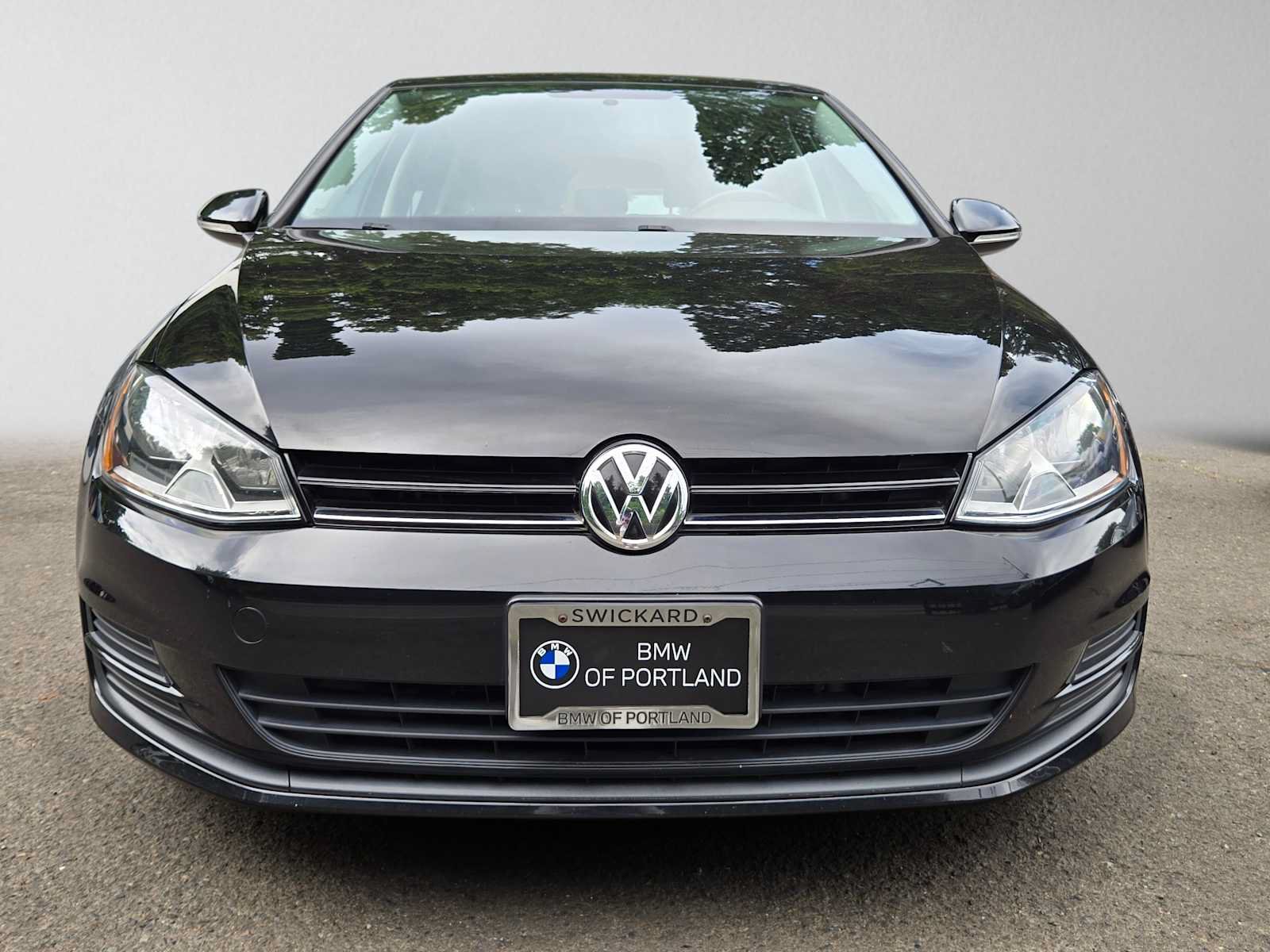 Used 2015 Volkswagen Golf S FWD image 8
