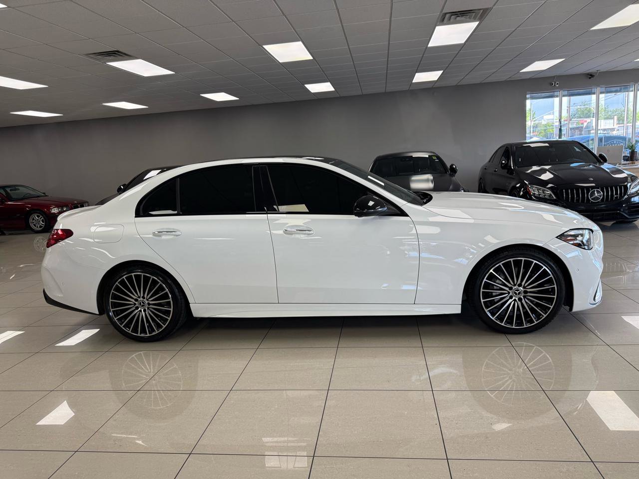 Used 2024 Mercedes-Benz C 300 Sedan image 4