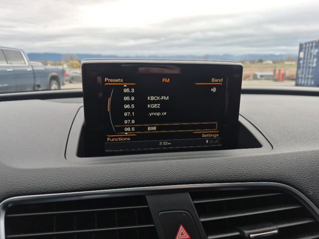 Used 2018 Audi Q3 2.0T Premium Plus w/ Premium Plus Package AWD/4WD image 27