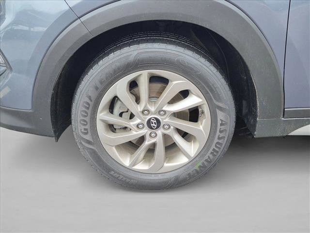Used 2017 Hyundai Tucson SE Plus AWD/4WD image 9
