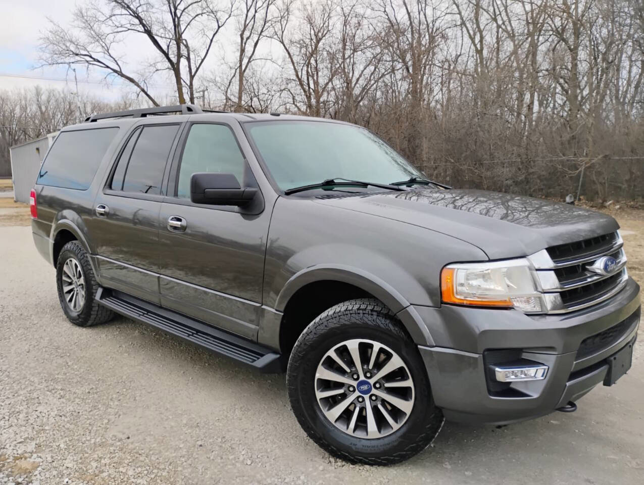Used 2016 Ford Expedition EL XLT image 1
