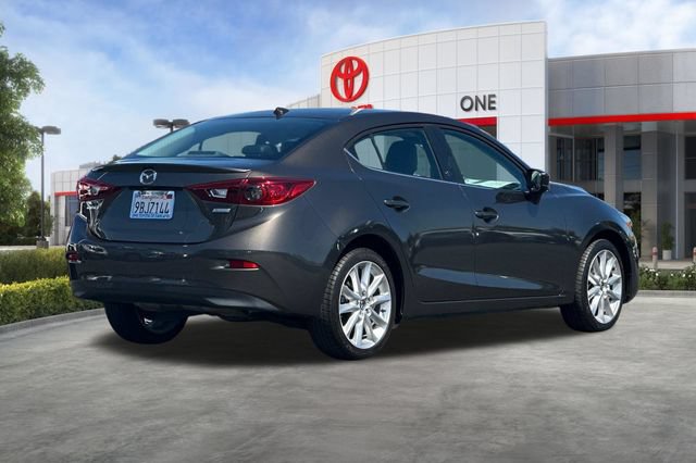 Used 2017 MAZDA MAZDA3 Grand Touring FWD image 4