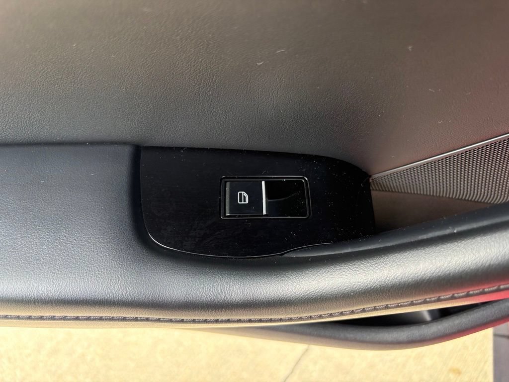 Used 2025 MAZDA MAZDA3 s FWD image 42