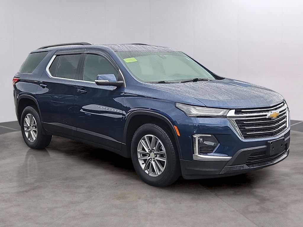 Used 2023 Chevrolet Traverse LT AWD/4WD image 3