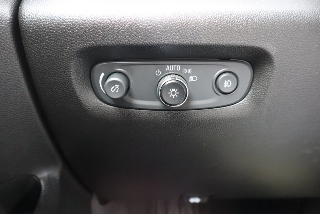 Used 2021 Chevrolet Traverse LT AWD/4WD image 15