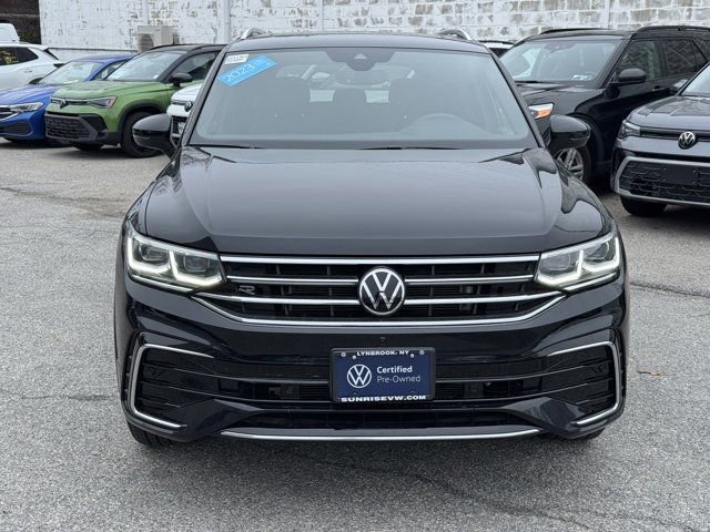 Certified 2023 Volkswagen Tiguan SEL R-Line image 2