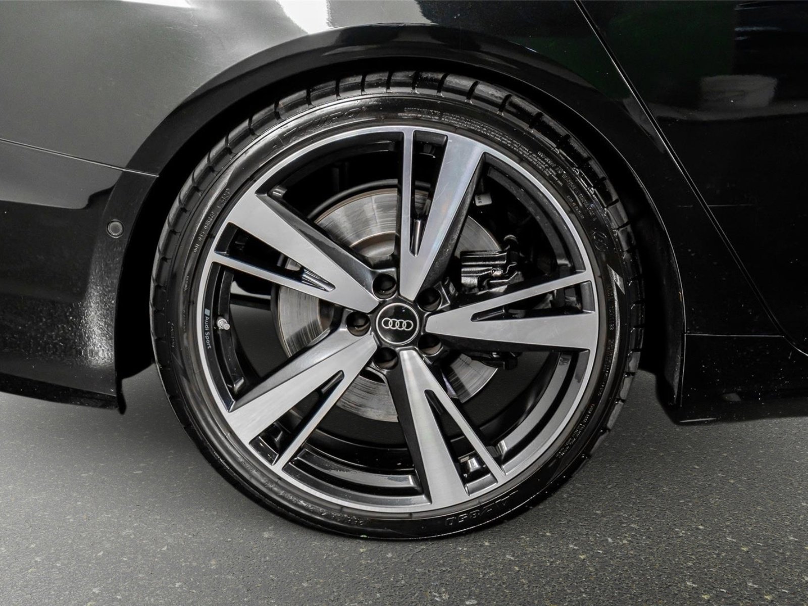 Used 2023 Audi S6 Prestige w/ Prestige Package image 9