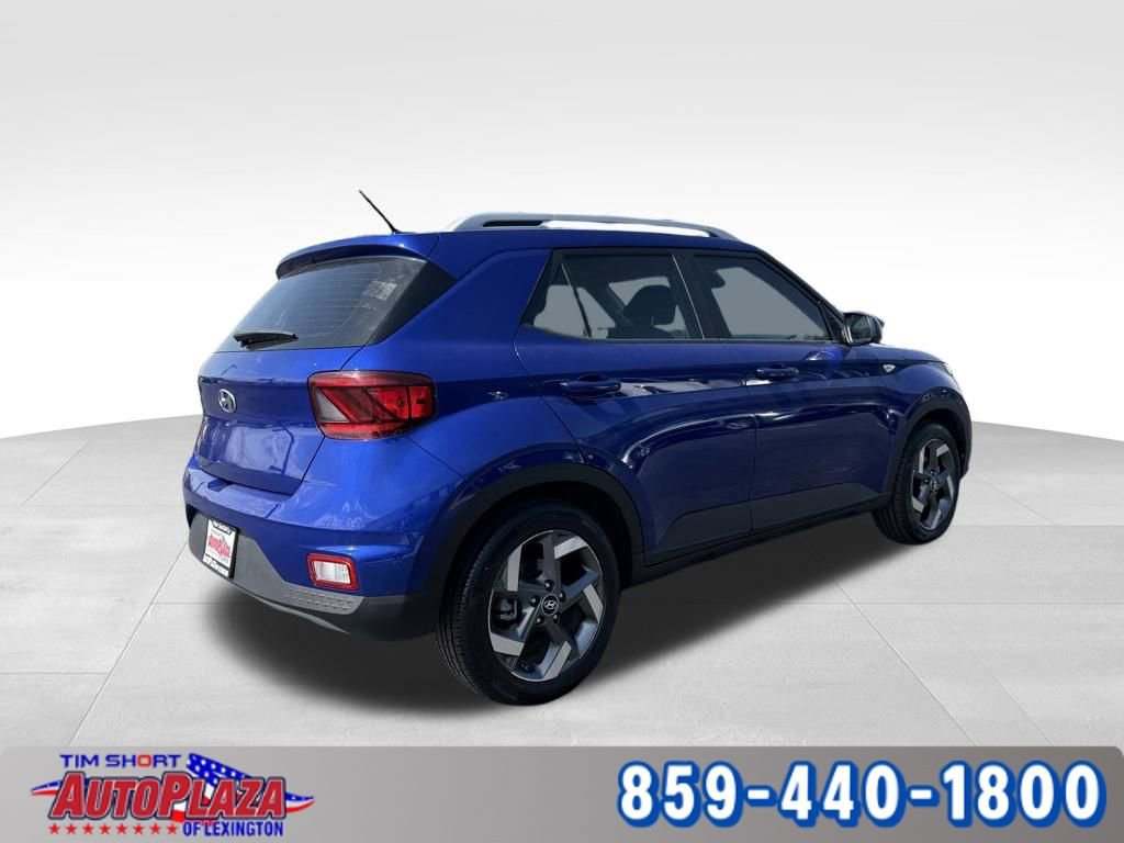 Used 2024 Hyundai Venue SEL FWD image 10