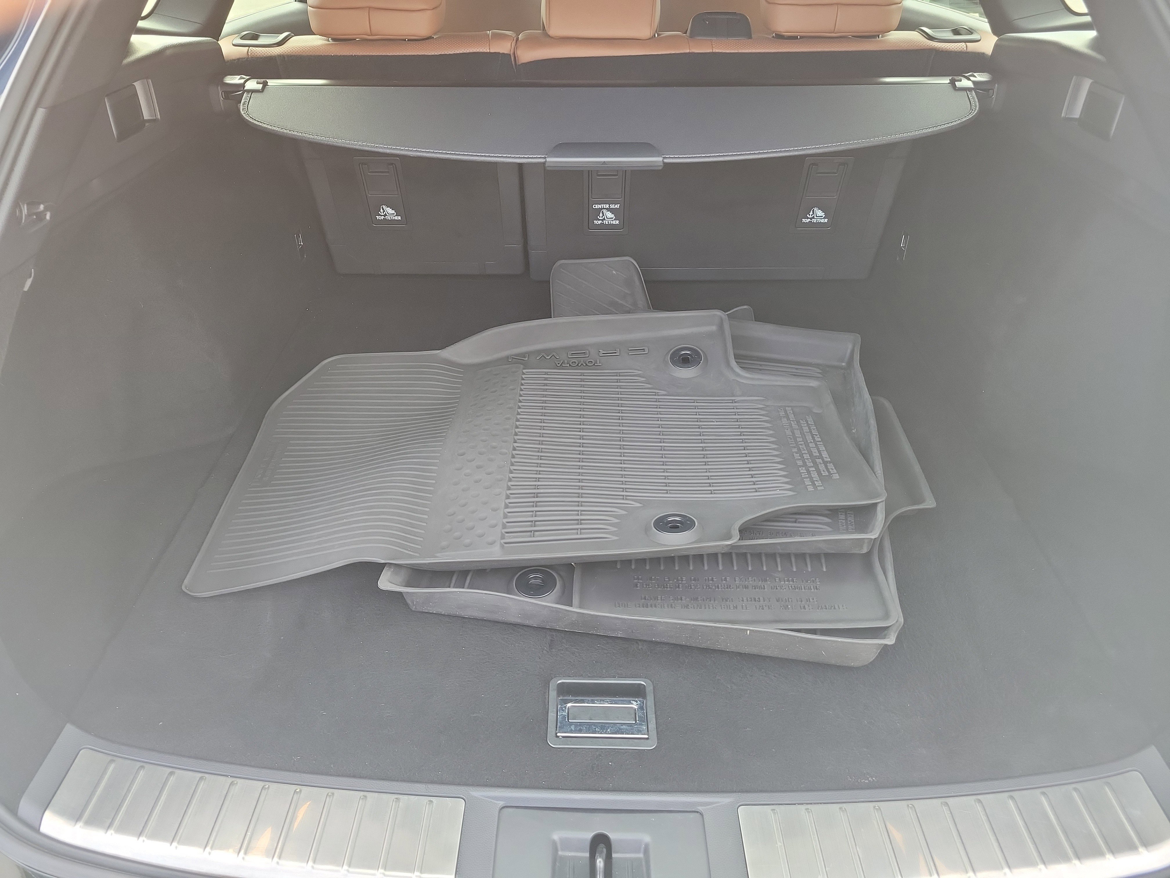 Certified 2025 Toyota Crown Signia AWD/4WD image 11