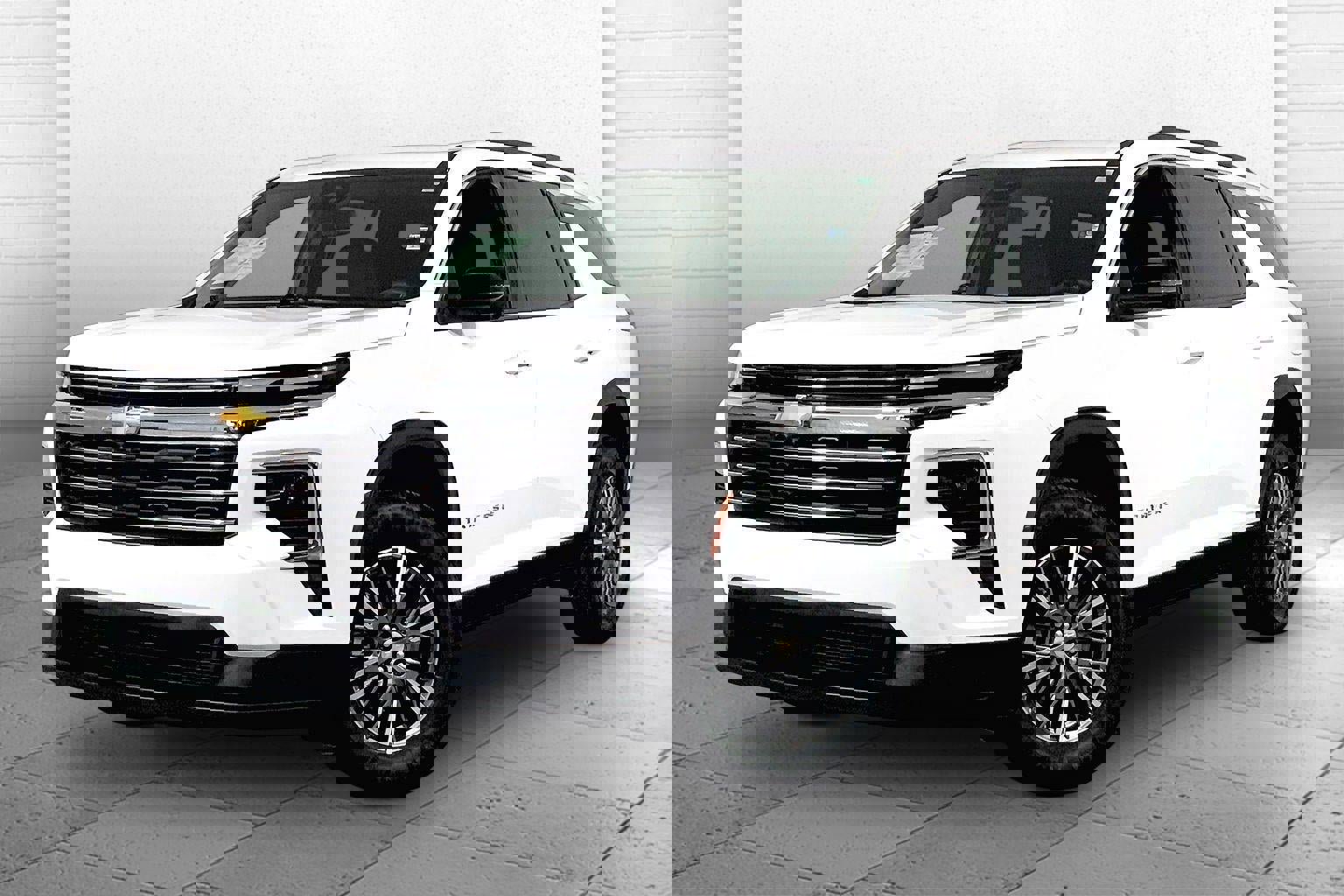 Used 2024 Chevrolet Traverse LT image 12